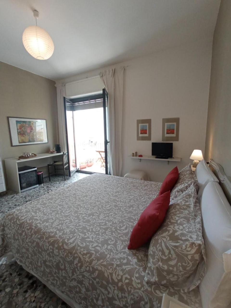 فندق Myhouse أولبيا المظهر الخارجي الصورة